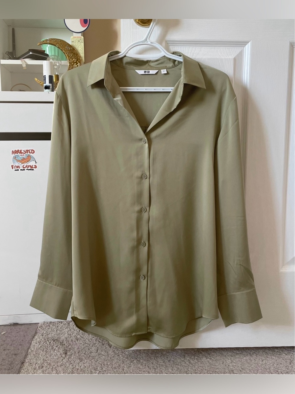 (NWOT) UNIQLO Olive Satin Blouse